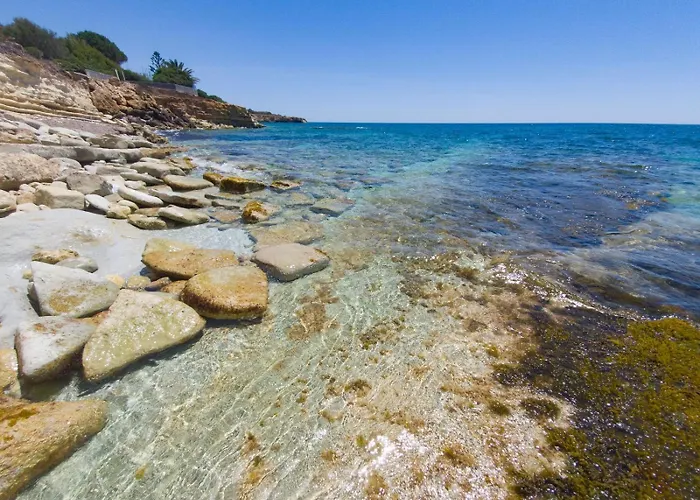 Casotto Il Carrubo, A 100 Mt Dal Mare!