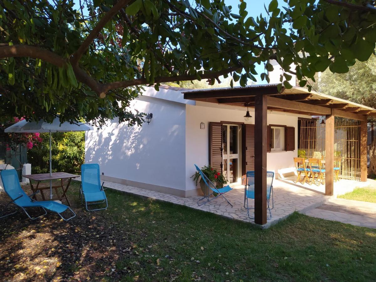 Casotto Il Carrubo, A 100 Mt Dal Mare! Holiday home