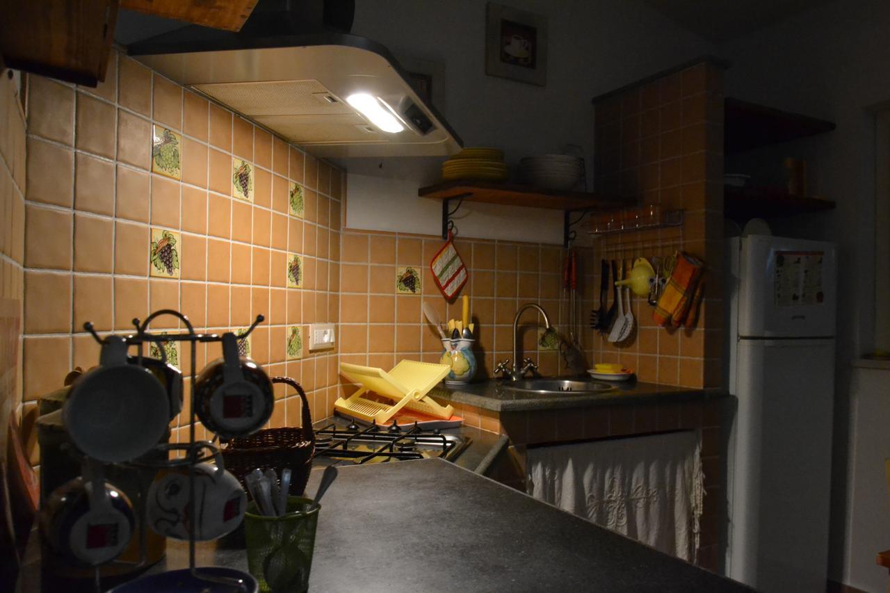 Casa de Férias Casotto Il Carrubo, A 100 Mt Dal Mare! *